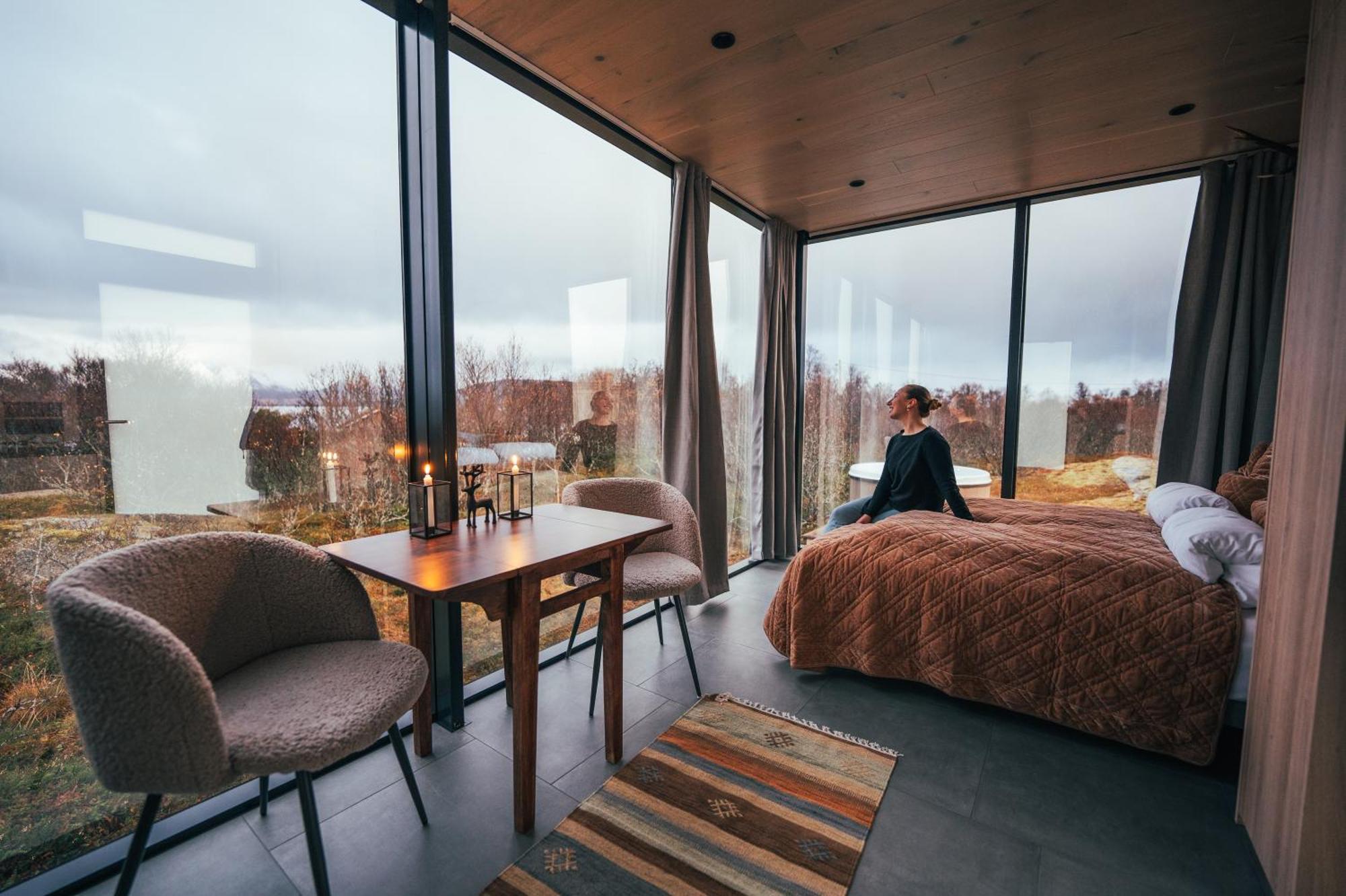 Wonderinn Arctic Utstrand Exterior foto