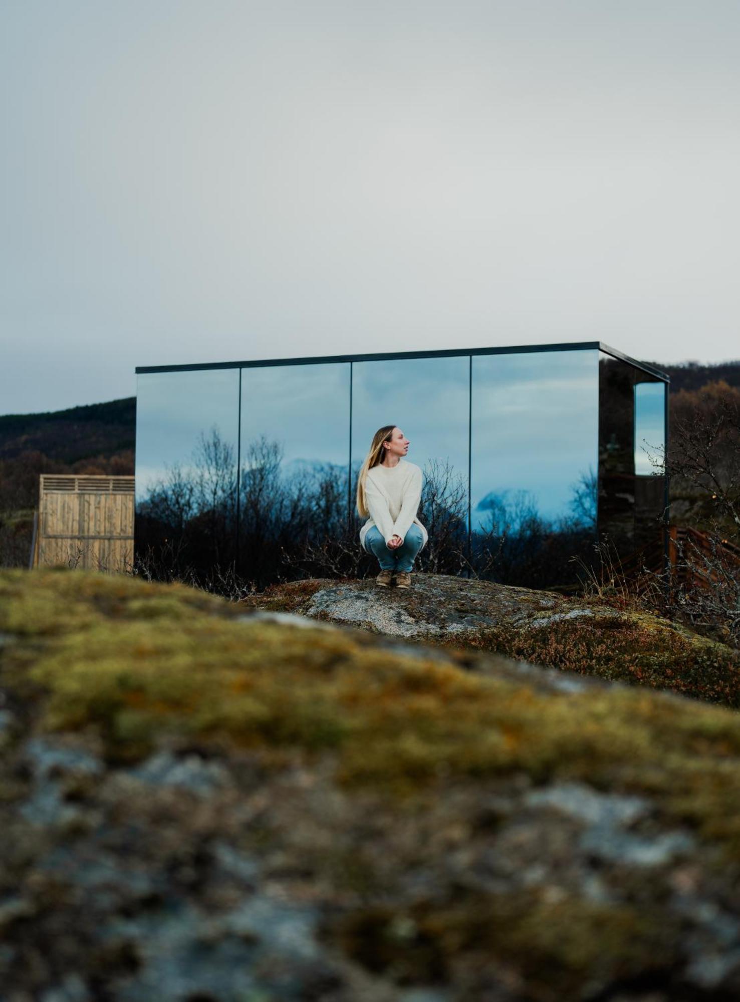Wonderinn Arctic Utstrand Exterior foto